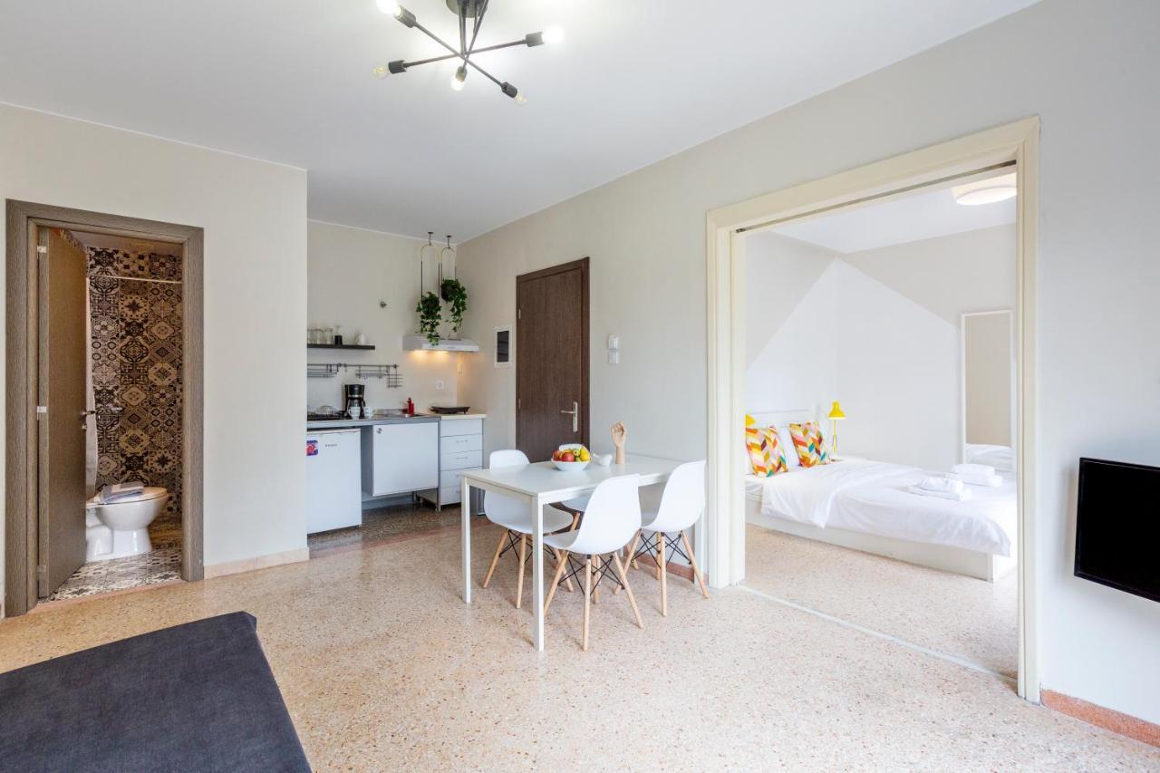 Psirri Place Economy Apartments Centrally Located Athen Eksteriør bilde
